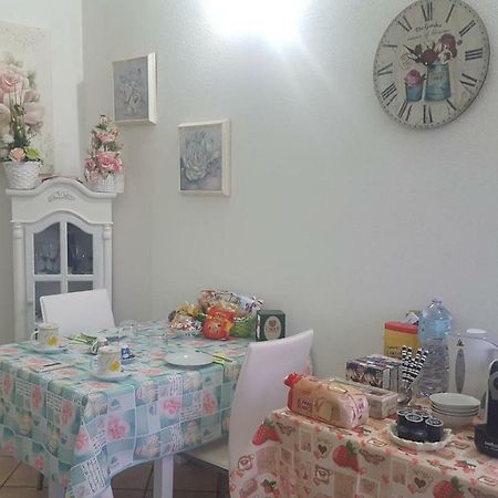 B&B Le Rose ออลเบีย ภายนอก รูปภาพ