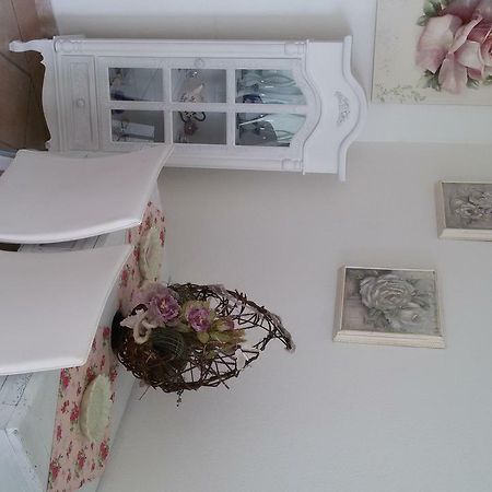 B&B Le Rose ออลเบีย ภายนอก รูปภาพ